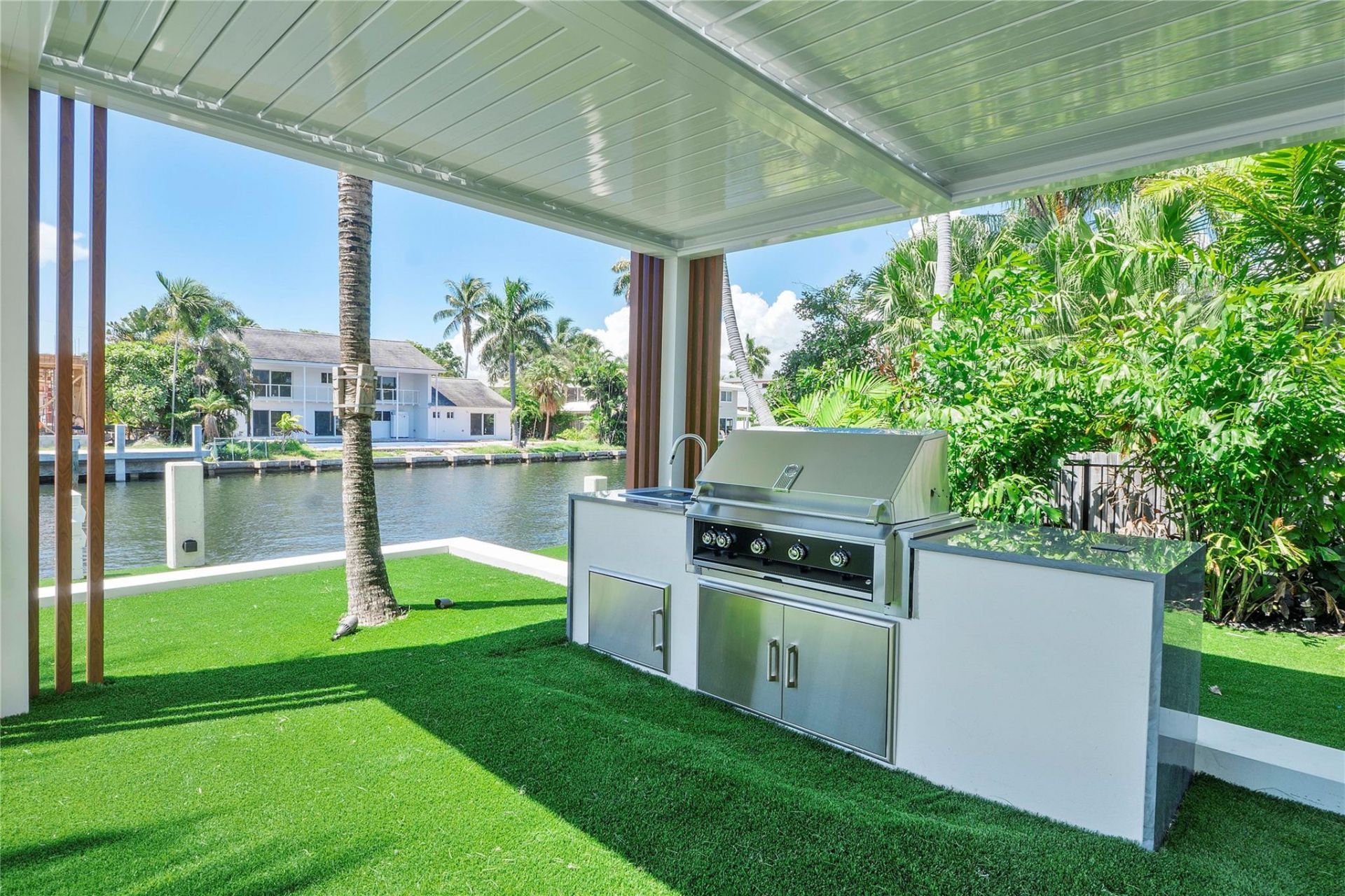 2880 NE 28th Street, Fort Lauderdale, FL 33306 Photo