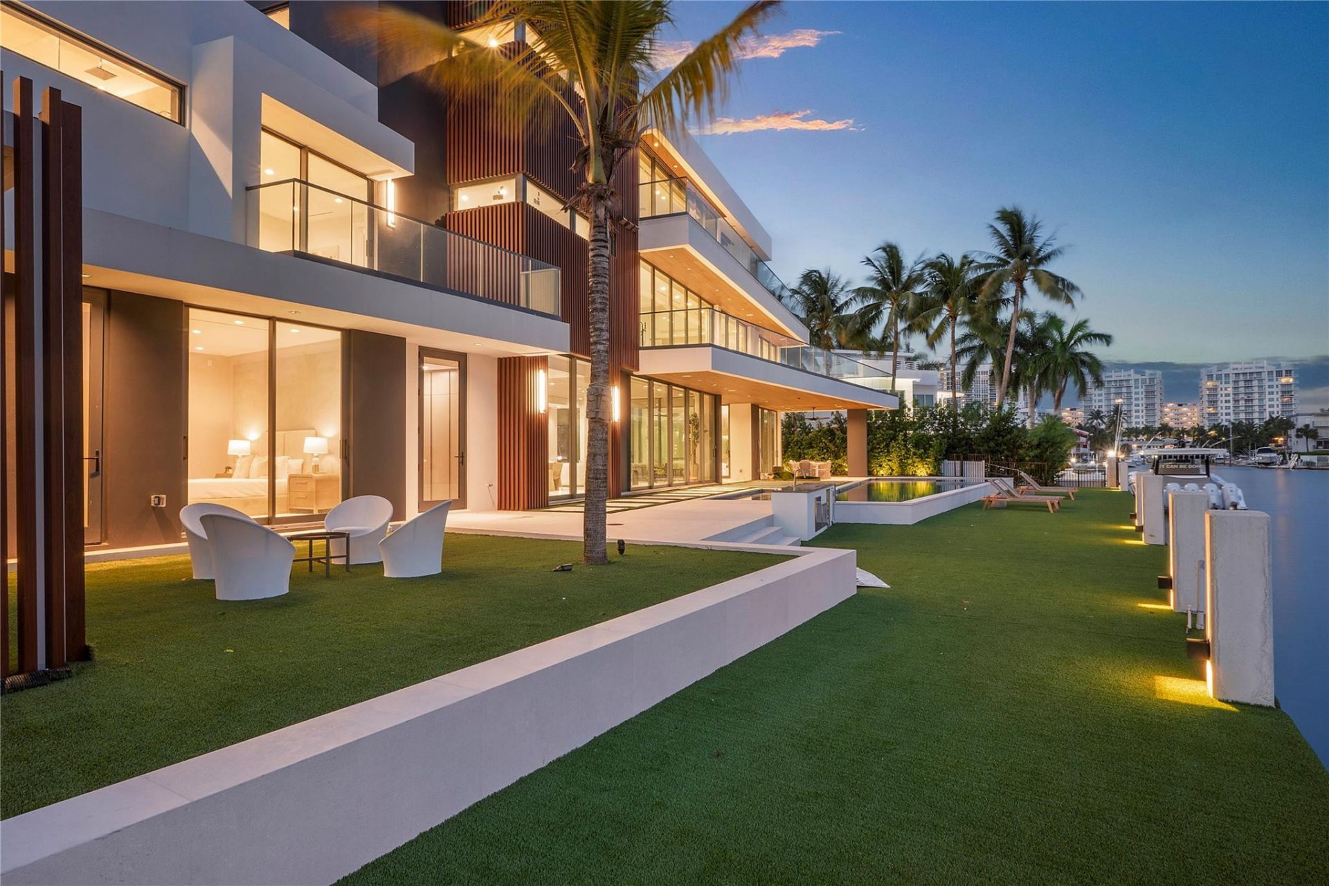 2880 NE 28th Street, Fort Lauderdale, FL 33306 Photo