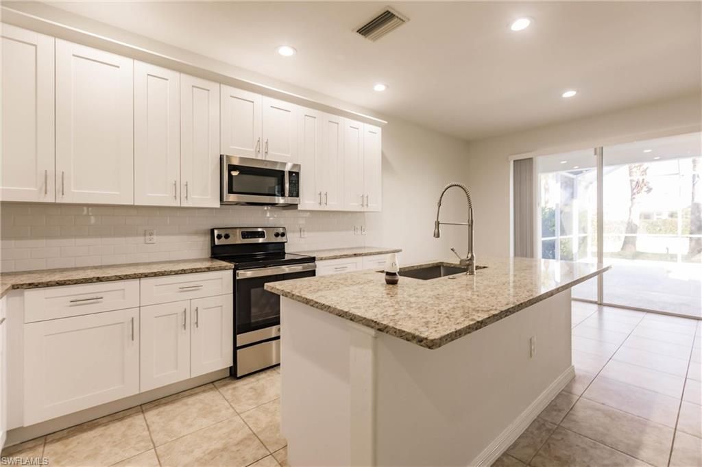 2639 Bellingham Ct, Cape Coral, FL 33991 Photo