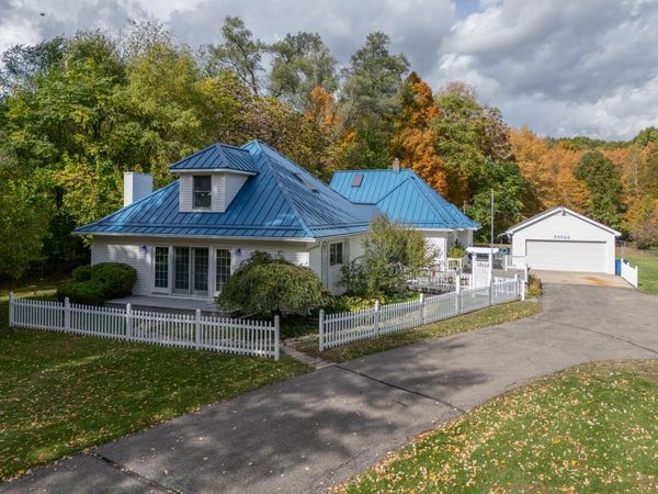 55622 Red Arrow Highway, Lawrence, MI 49064