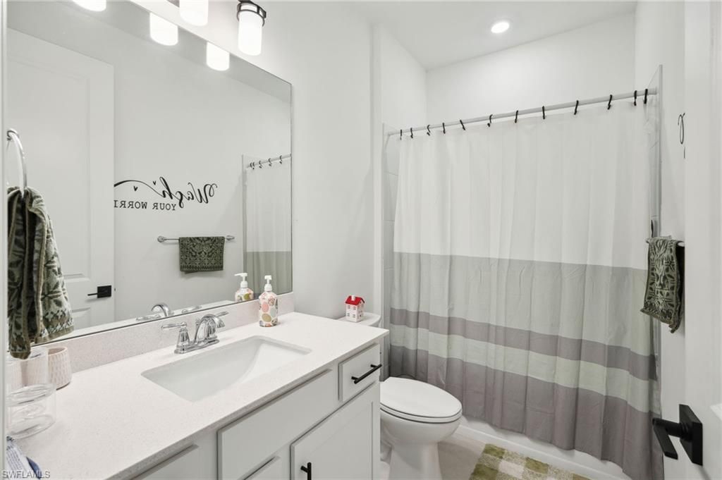 11162 Addison Lake Cir, Fort Myers, FL 33966 Photo