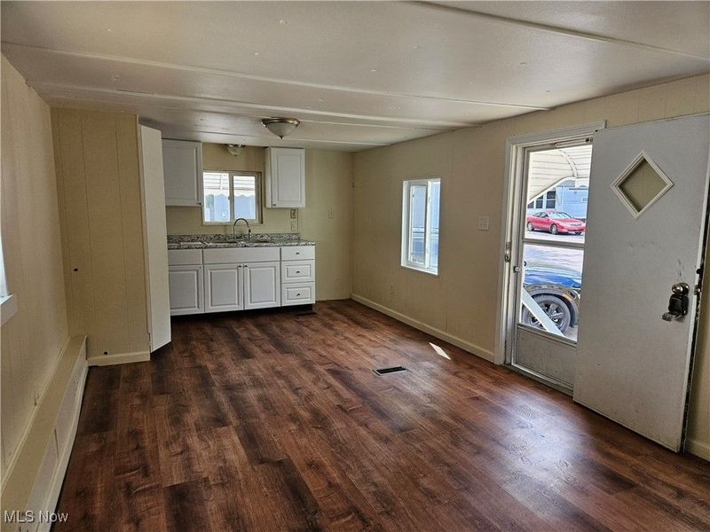 2305 E Waterloo Road, Akron, OH 44312 Photo 10