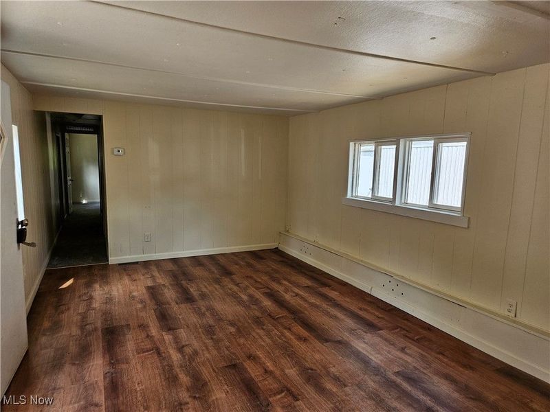 2305 E Waterloo Road, Akron, OH 44312 Photo 3