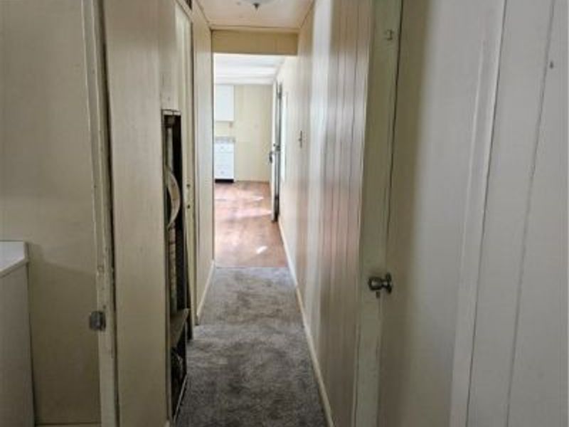 2305 E Waterloo Road, Akron, OH 44312 Photo 4