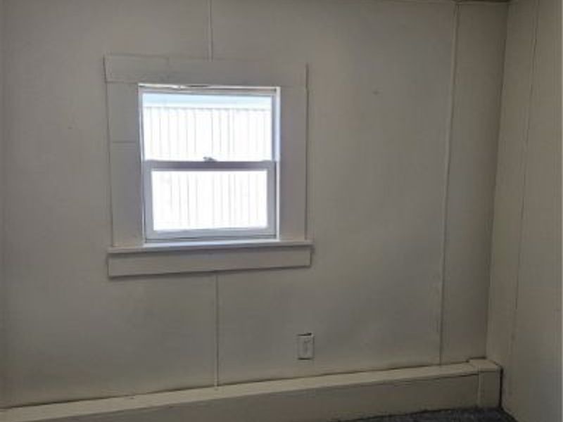 2305 E Waterloo Road, Akron, OH 44312 Photo 5