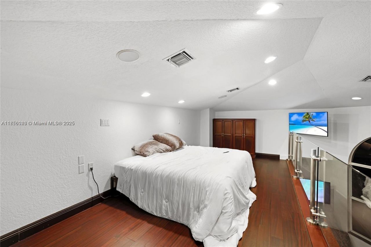 14503 SW 16th St, Davie, FL 33325 Photo