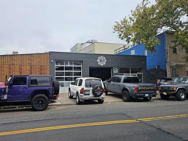 33-67 11th Street, Long Island City, NY 11106