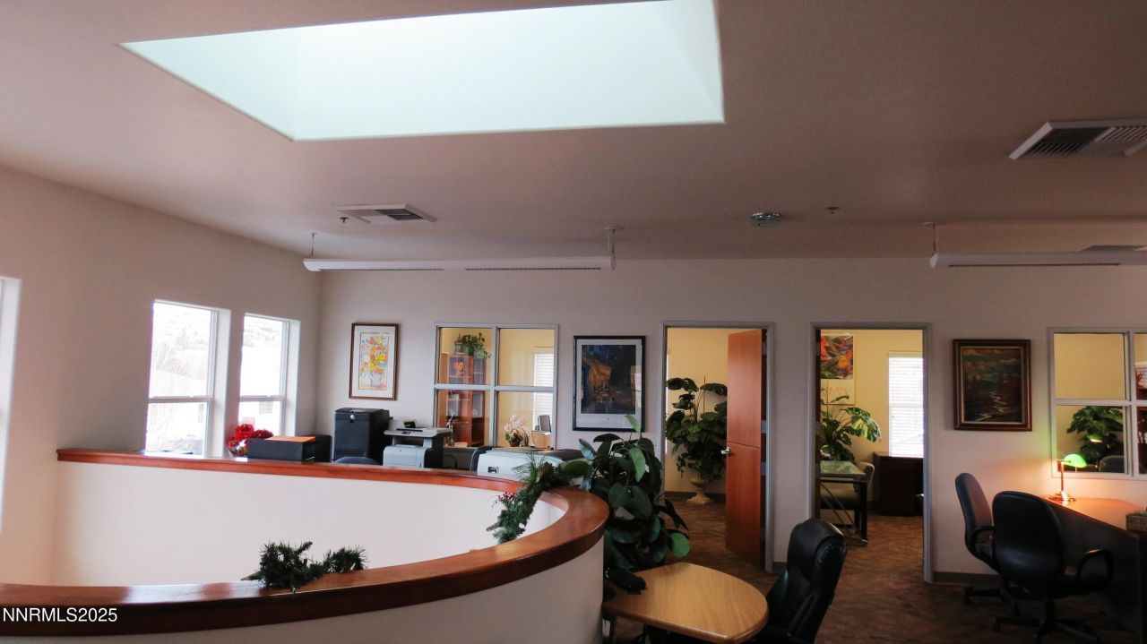 1929 E Prater Way, Sparks, NV 89434 Photo