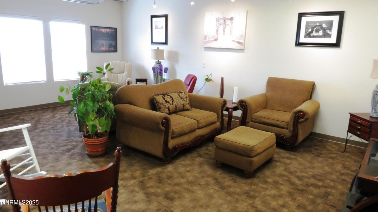 1929 E Prater Way, Sparks, NV 89434 Photo