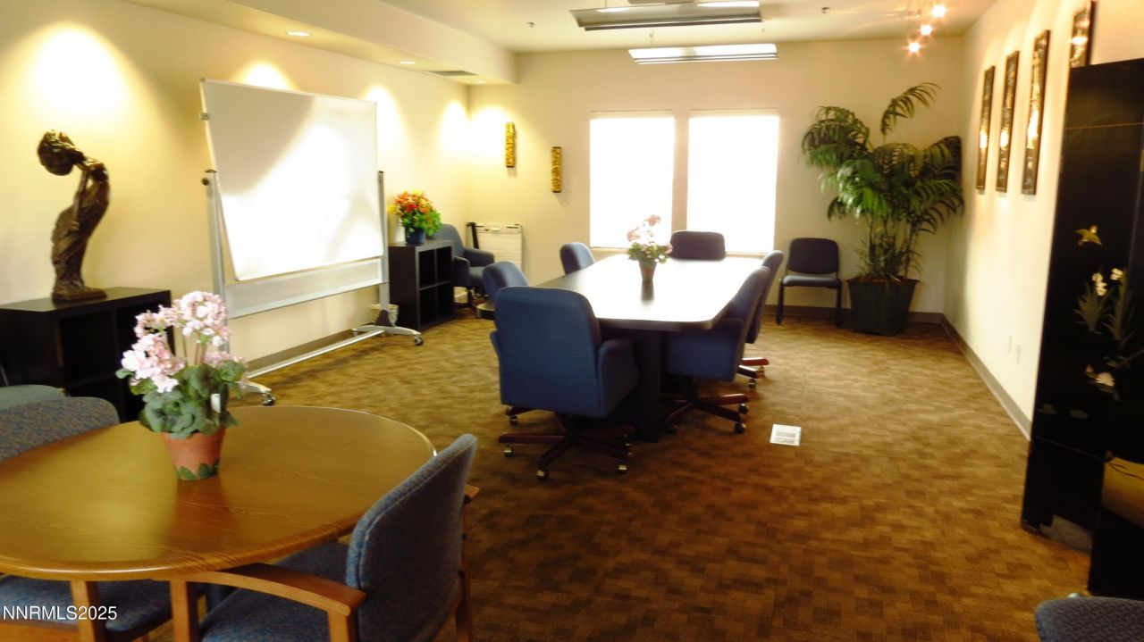 1929 E Prater Way, Sparks, NV 89434 Photo