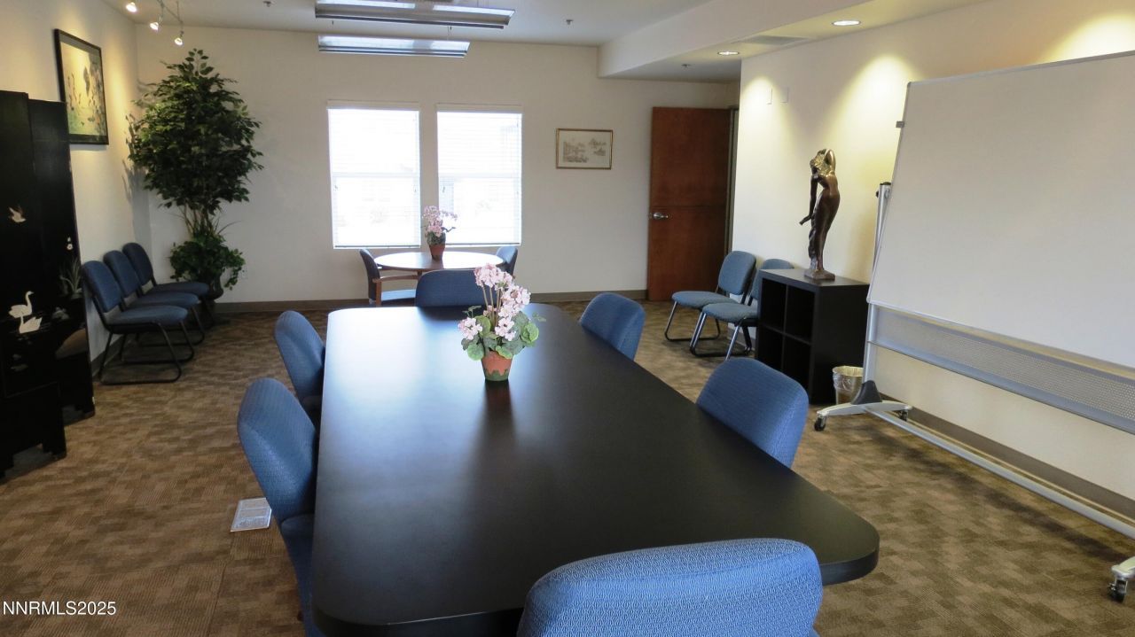 1929 E Prater Way, Sparks, NV 89434 Photo