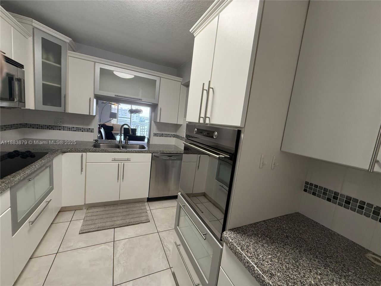 1893 S Ocean Dr, Unit 506, Hallandale Beach, FL 33009 Photo