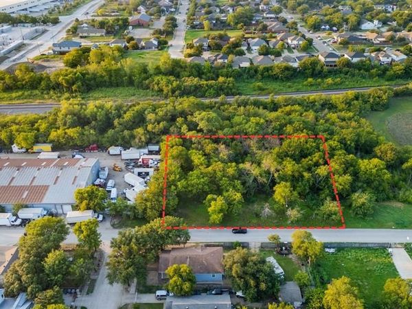 5200 Fitchburg Street, Dallas, TX 75212