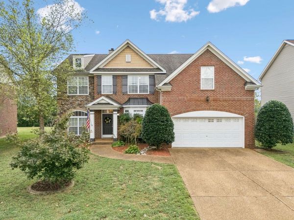 3009 Cairns Dr W, Mount Juliet, TN 37122