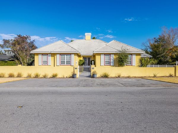 539 Wahoo Road, Panama City Beach, FL 32408