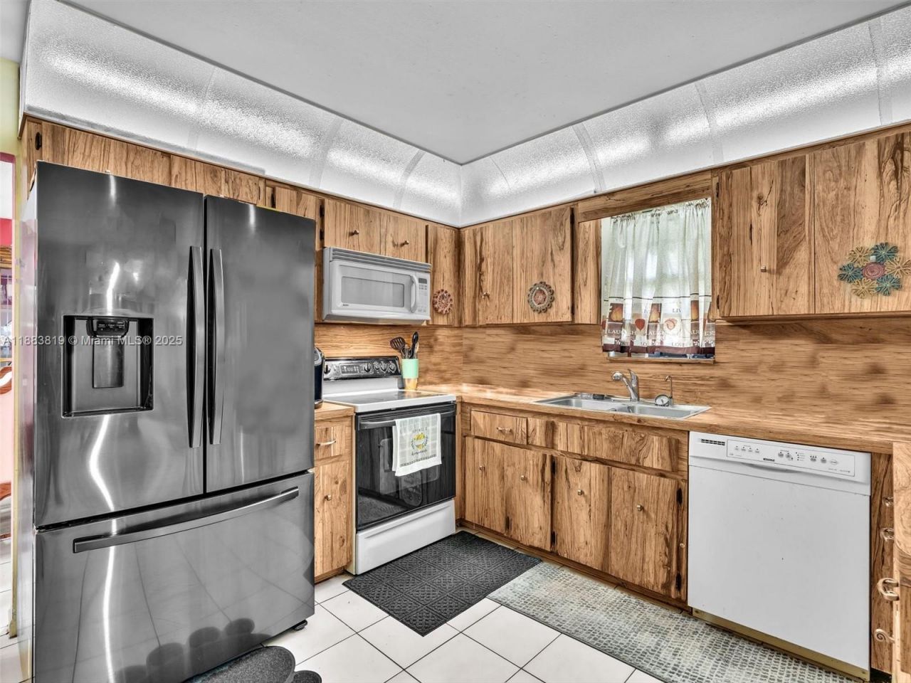 228 SW 5th Ave, Hallandale Beach, FL 33009 Photo