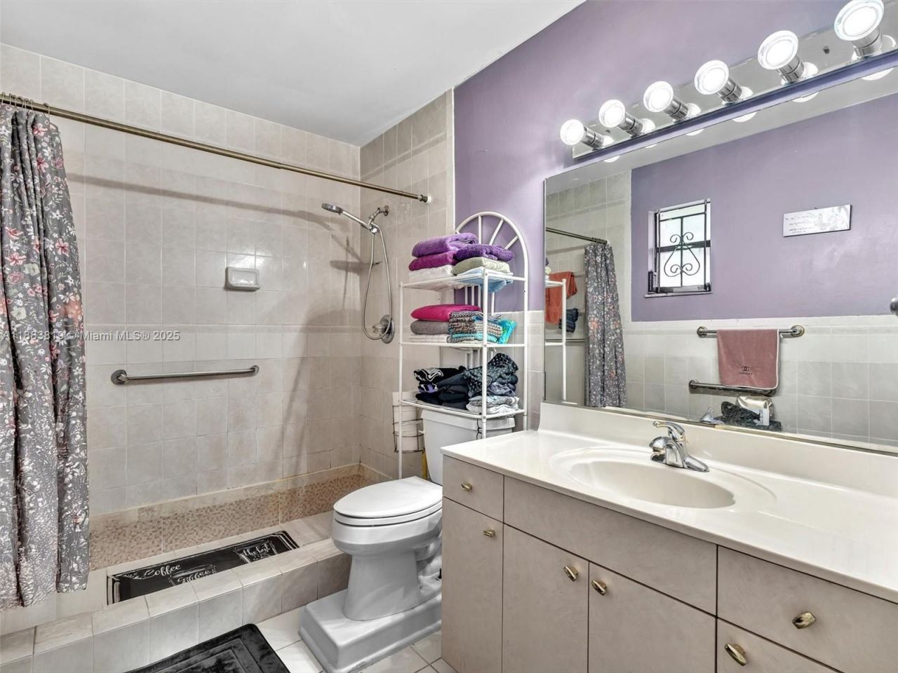 228 SW 5th Ave, Hallandale Beach, FL 33009 Photo