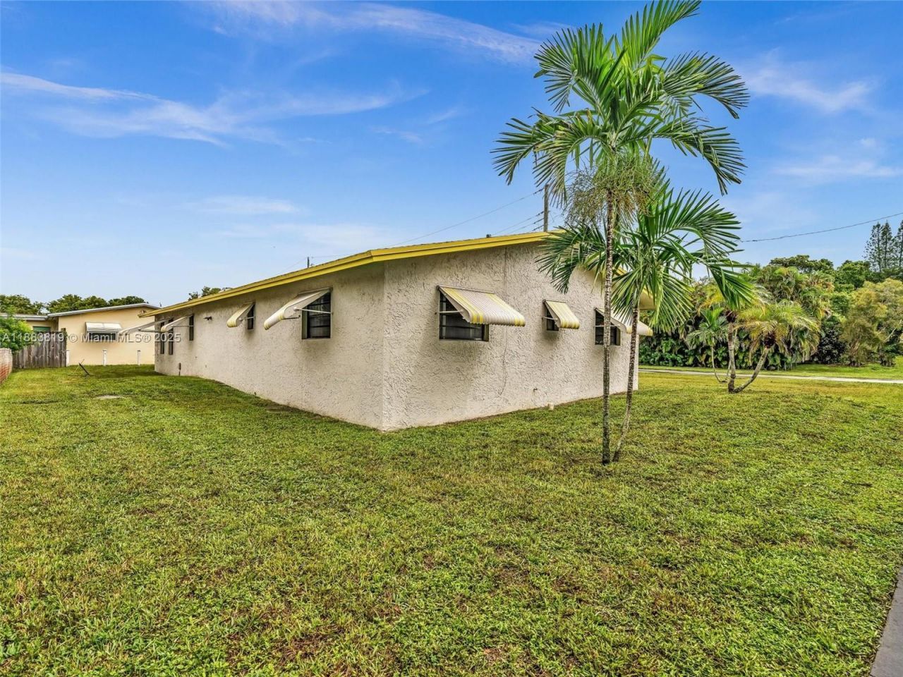 228 SW 5th Ave, Hallandale Beach, FL 33009 Photo