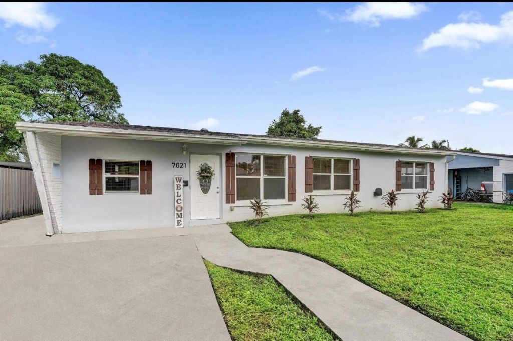 7021 Park Street, Hollywood, FL 33024 Photo