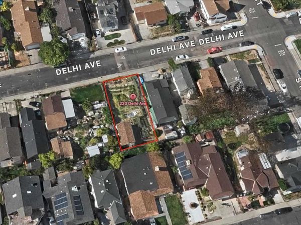 220 Delhi Ave, Stockton, CA 95206