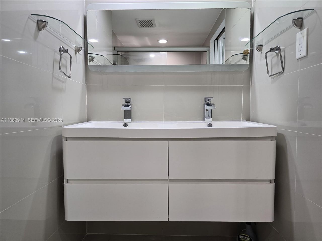 18051 Biscayne Blvd, Unit 1204, Aventura, FL 33160 Photo