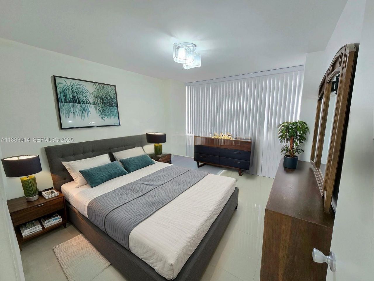 18051 Biscayne Blvd, Unit 1204, Aventura, FL 33160 Photo