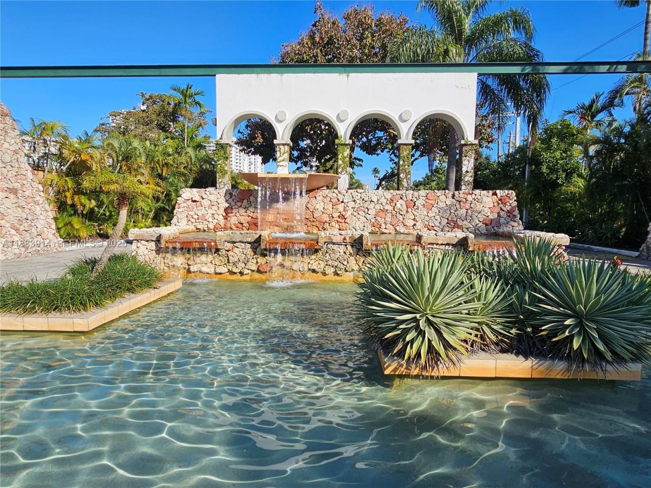 18051 Biscayne Blvd, Unit 1204, Aventura, FL 33160 Photo