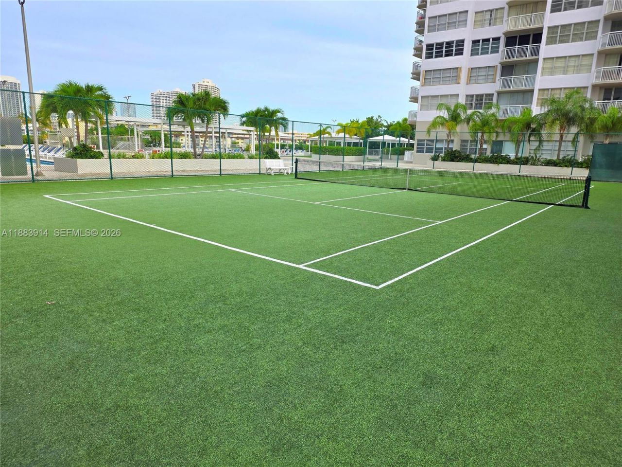 18051 Biscayne Blvd, Unit 1204, Aventura, FL 33160 Photo