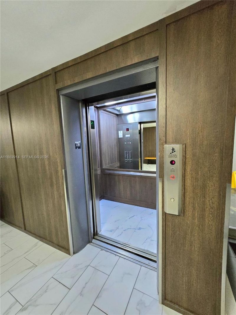 18051 Biscayne Blvd, Unit 1204, Aventura, FL 33160 Photo