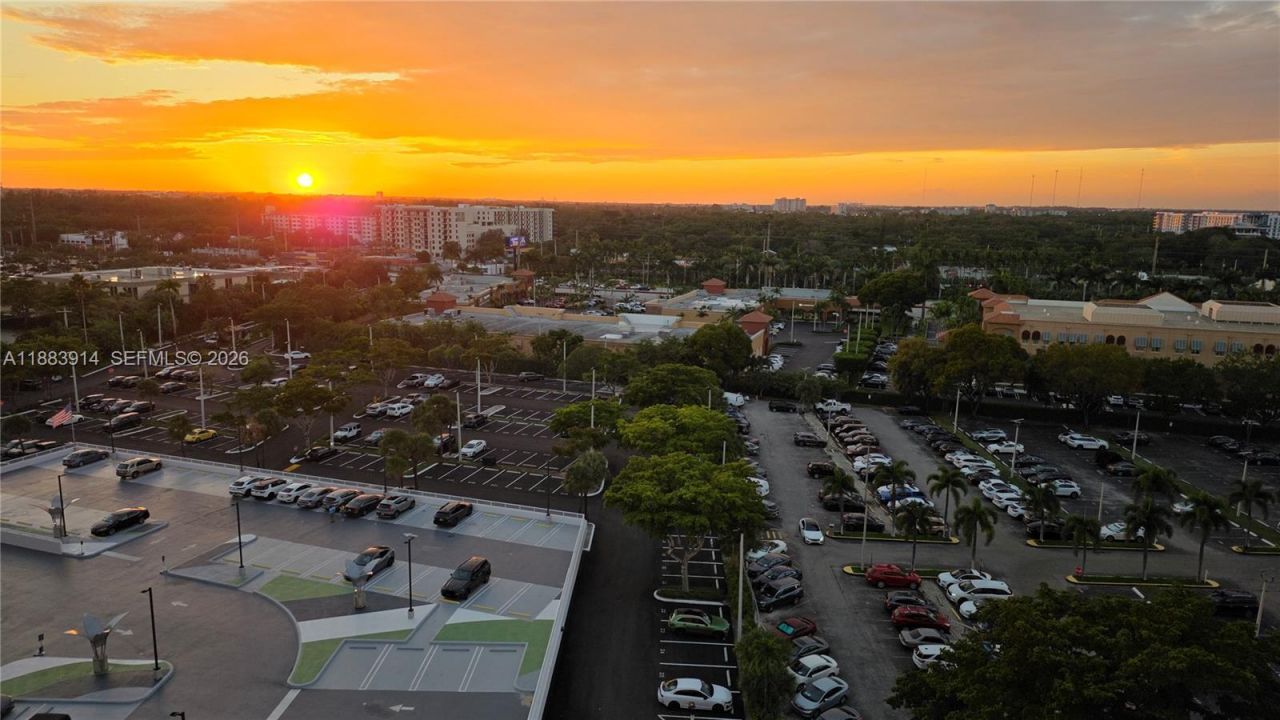 18051 Biscayne Blvd, Unit 1204, Aventura, FL 33160 Photo