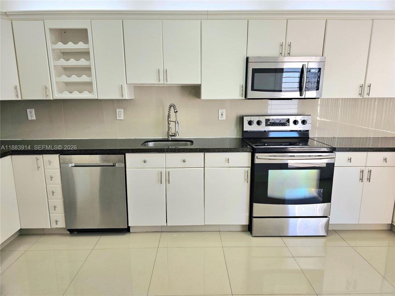 18051 Biscayne Blvd, Unit 1204, Aventura, FL 33160 Photo