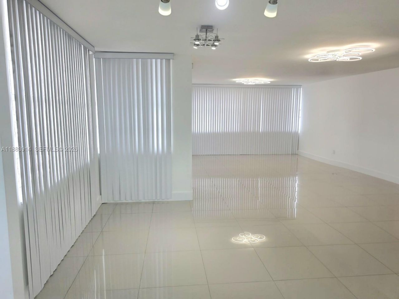 18051 Biscayne Blvd, Unit 1204, Aventura, FL 33160 Photo