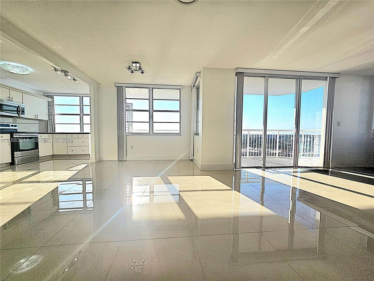 18051 Biscayne Blvd, Unit 1204, Aventura, FL 33160 Photo