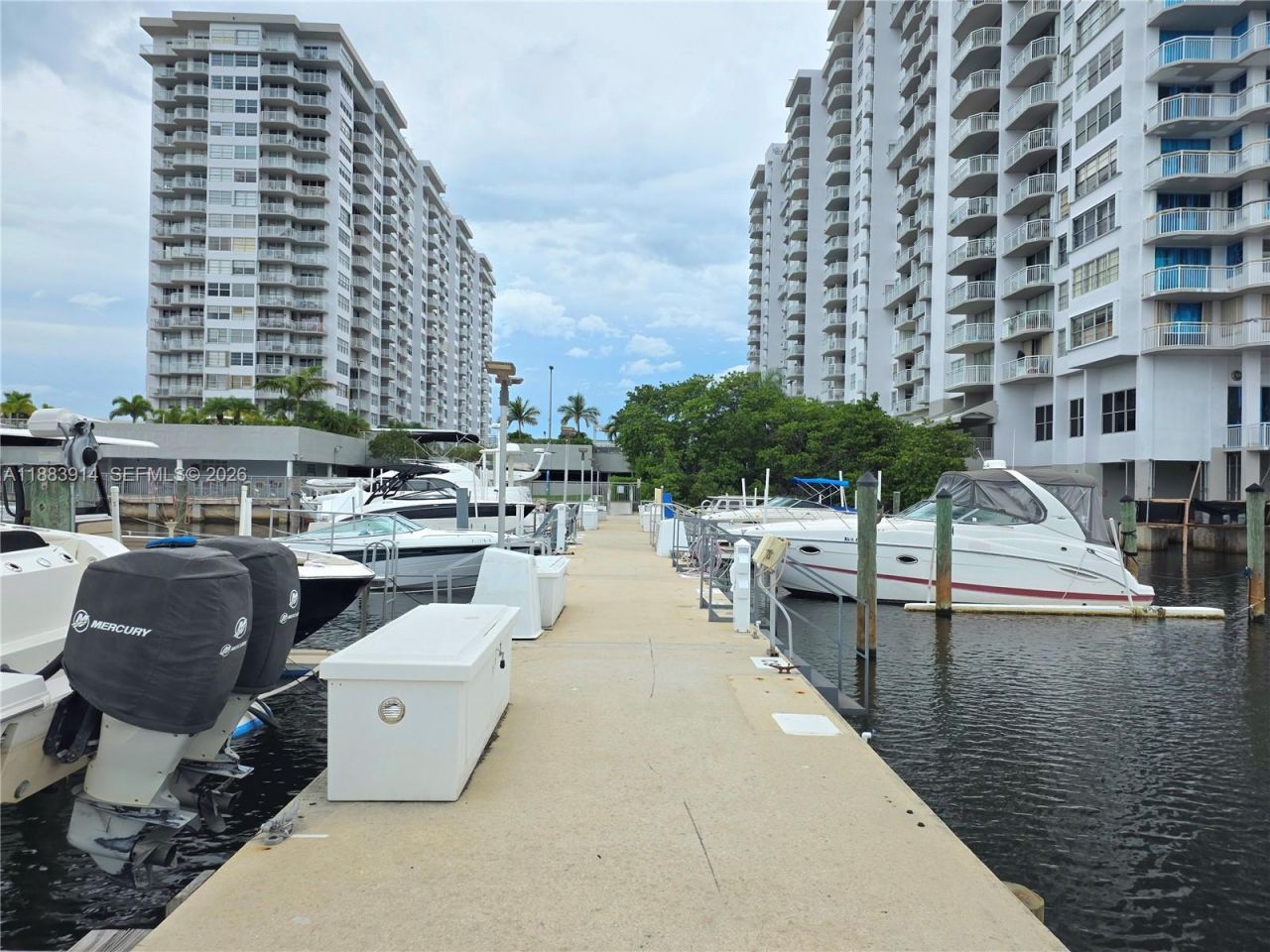 18051 Biscayne Blvd, Unit 1204, Aventura, FL 33160 Photo