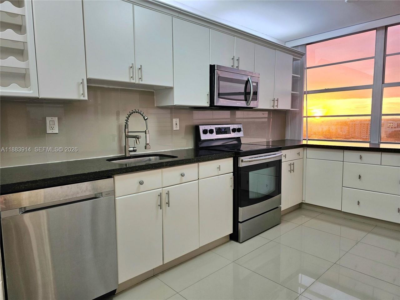 18051 Biscayne Blvd, Unit 1204, Aventura, FL 33160 Photo