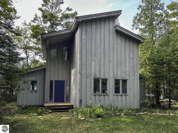 30235 Greene's Bay Drive, Beaver Island, MI 49782