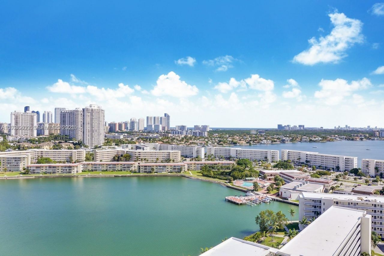 18031 Biscayne Blvd, Unit PH01, Aventura, FL 33160 Photo