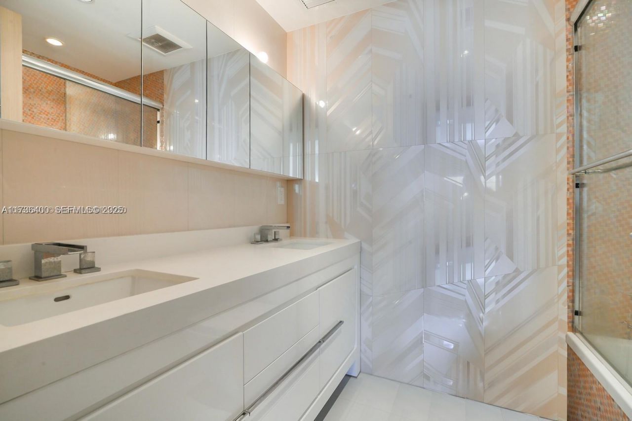 18031 Biscayne Blvd, Unit PH01, Aventura, FL 33160 Photo