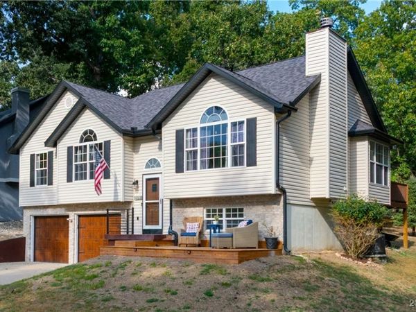 694 Jordan Drive, Osage Beach, MO 65065