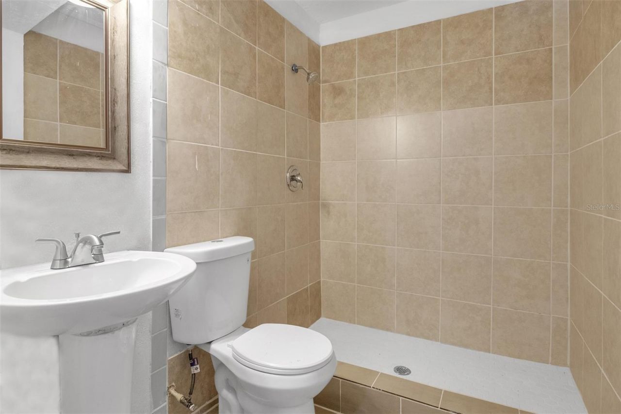 5911 Fernhill Drive, Orlando, FL 32808 Photo