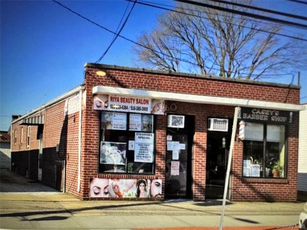 542 EAST MEADOW AVE, East Meadow, NY 11554