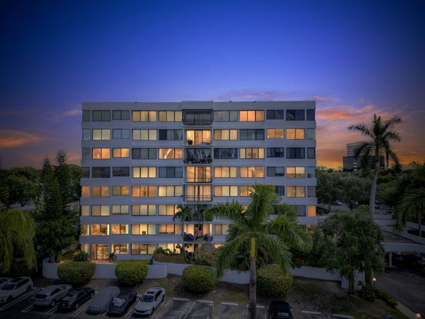1500 Presidential Way, Unit 202, West Palm Beach, FL 33401