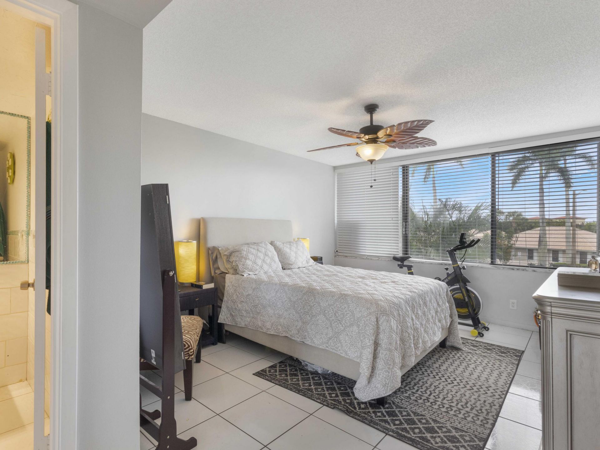 1500 Presidential Way, Unit 202, West Palm Beach, FL 33401 Photo