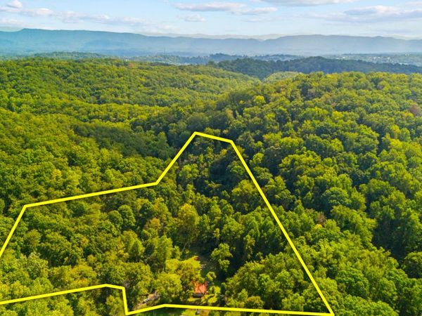 8625 Sams Lane, Knoxville, TN 37920