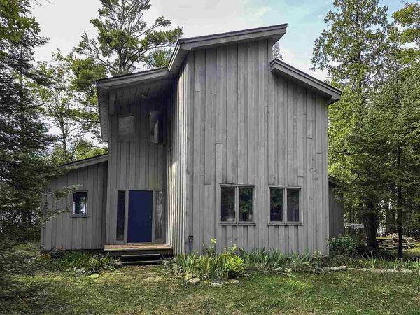 30235 Greene's Bay Drive, Beaver Island, MI 49782