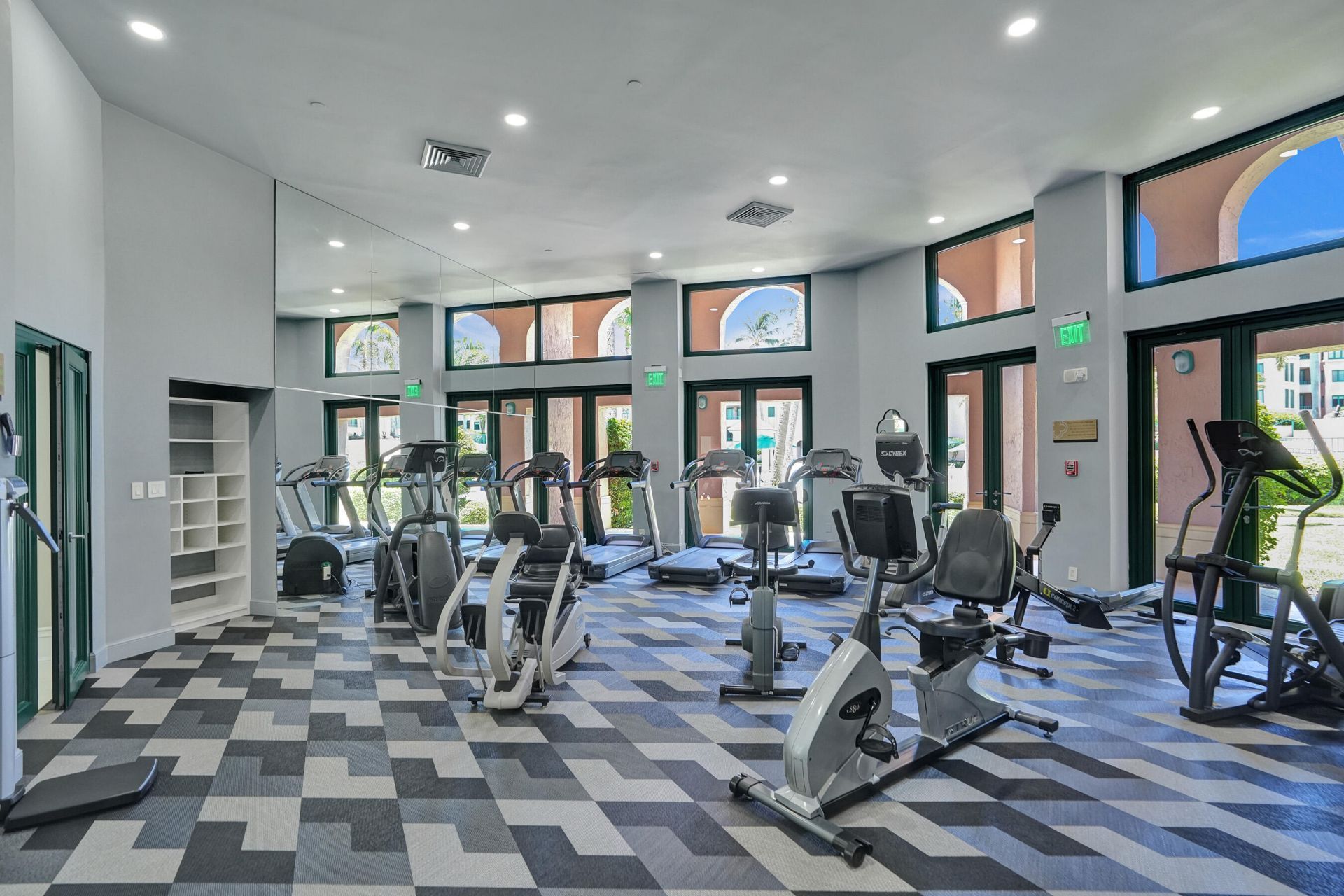 100 SE 5th Avenue, Unit 406, Boca Raton, FL 33432 Photo