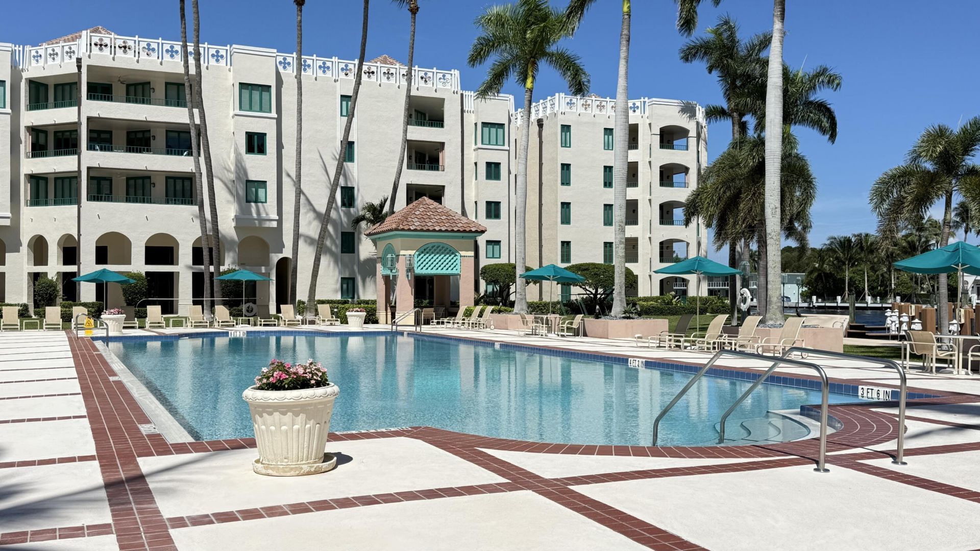 100 SE 5th Avenue, Unit 406, Boca Raton, FL 33432 Photo