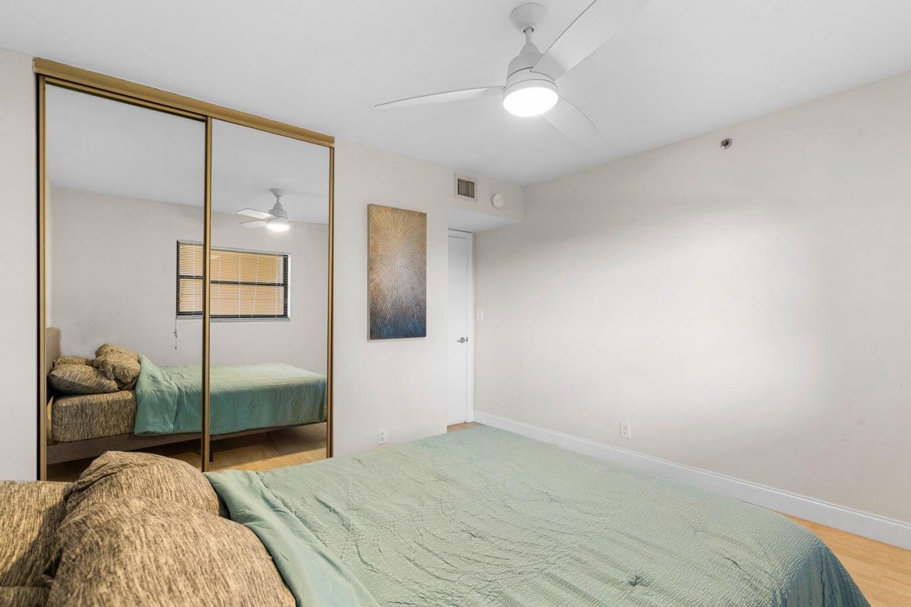 700 Uno Lago Drive, Unit 303, Juno Beach, FL 33408 Photo