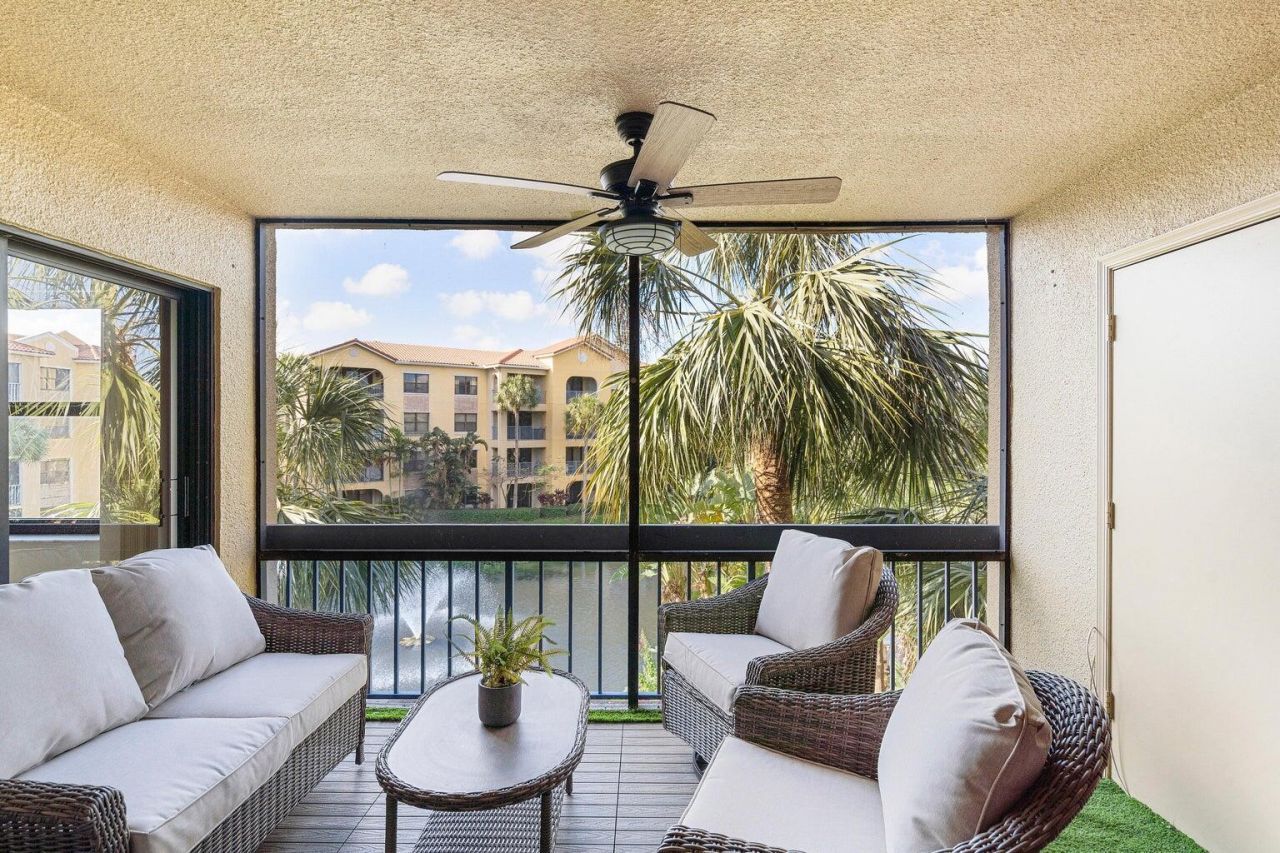 700 Uno Lago Drive, Unit 303, Juno Beach, FL 33408 Photo