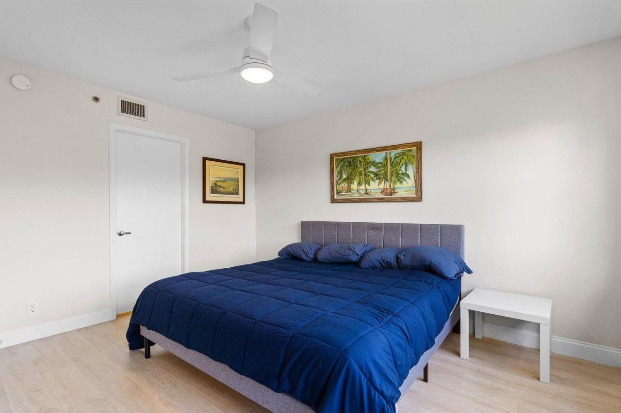 700 Uno Lago Drive, Unit 303, Juno Beach, FL 33408 Photo